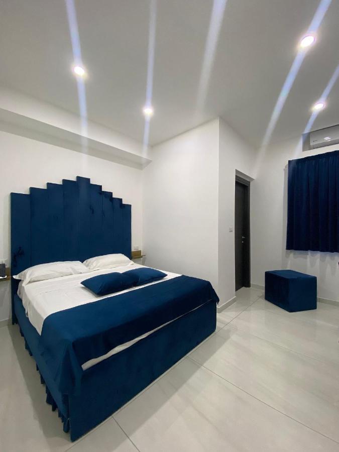 Luxury 3*