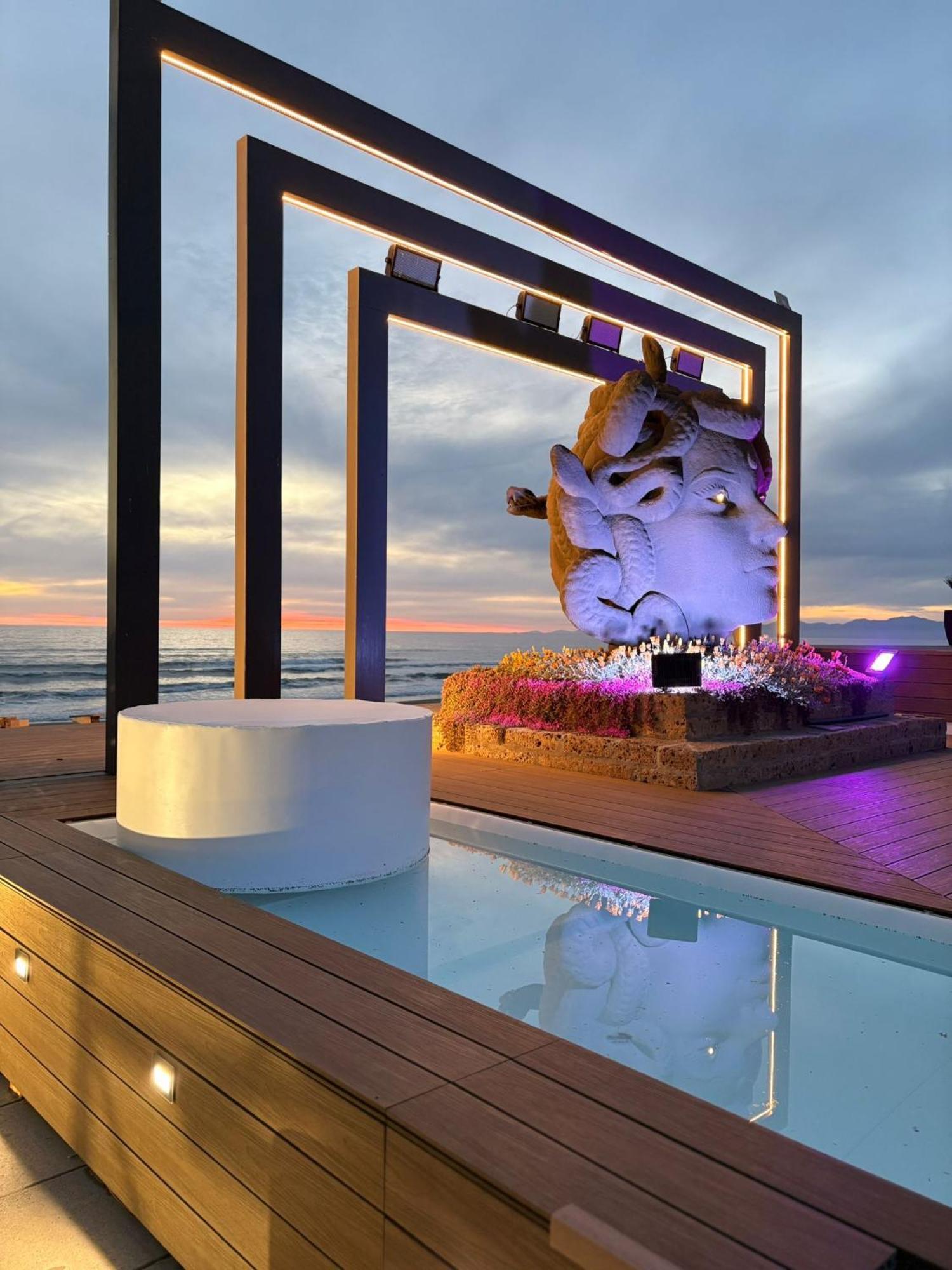 Hotel Luxury 3*